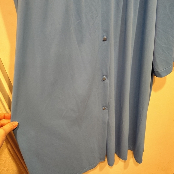 Shadowline Women's Blue Embroidered Nylon Button Front Robe Sz 1X Loungewear - Picture 5 of 6